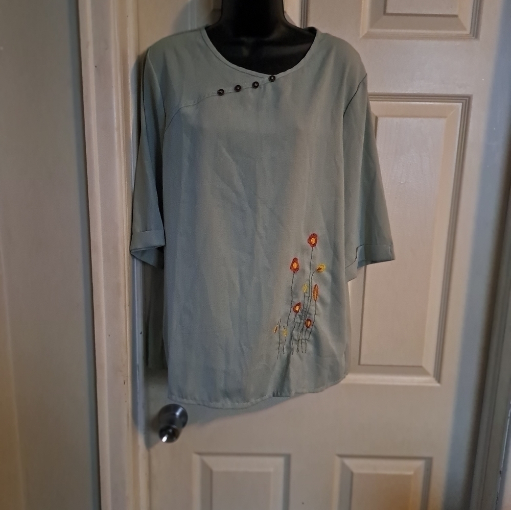 No brand embroidered Blouse Size XL 5/$25